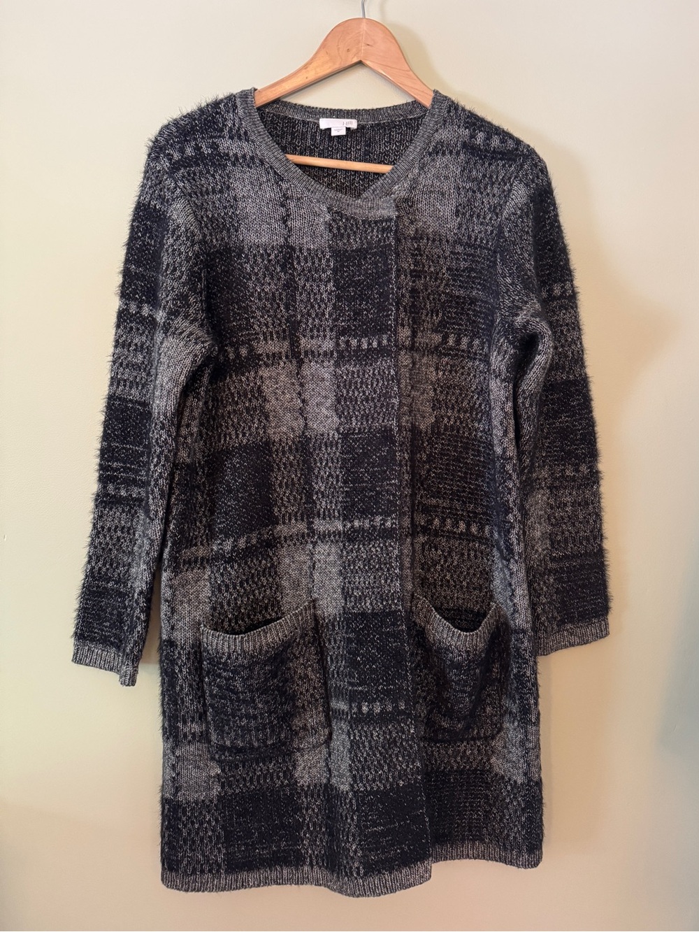 J. Jill Gray Plaid V-Neck Long Knit Sweater Topper